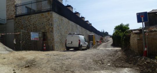 Imágen de la noticia - Restricción de paso de vehículos por el Pueblo Viejo por obras de urbanización entre el 13 y el 30 de abril
